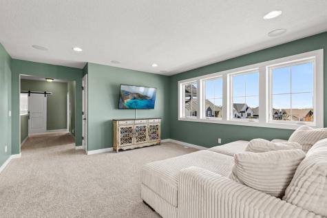 4428 Millstone Drive Chaska MN 55318