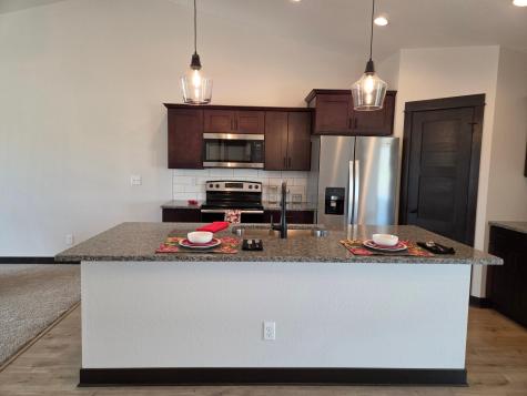 707 Council Court Ellendale MN 56026