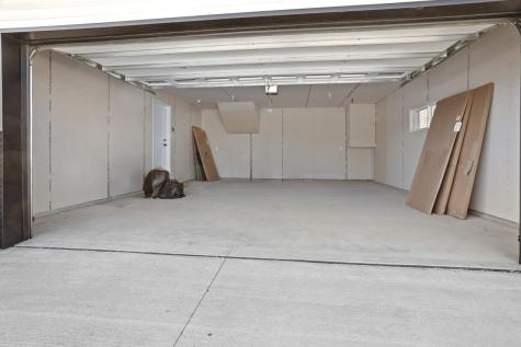 2533 38th Avenue S Moorhead MN 56560