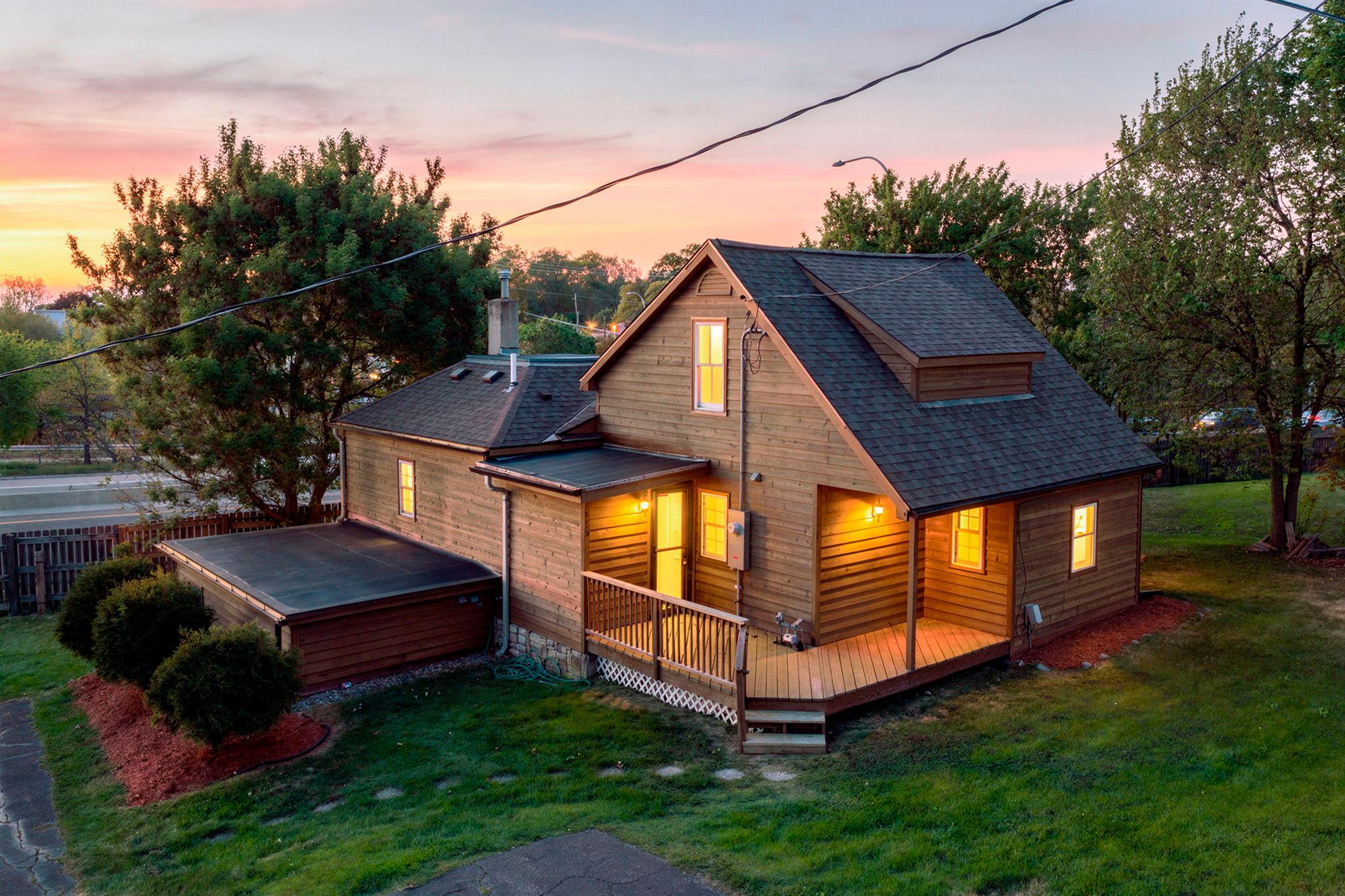 330 Division Street Excelsior MN 55331