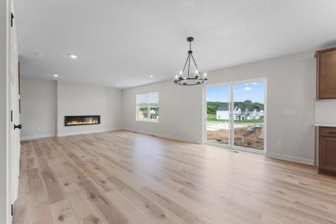 1141 Annagaire Curve Rosemount MN 55068