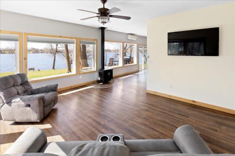 1642 Scenic Hideaway Lane NE Elysian MN 56028