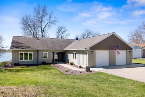1642 Scenic Hideaway Lane NE Elysian MN 56028