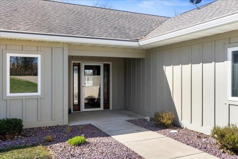 1642 Scenic Hideaway Lane NE Elysian MN 56028