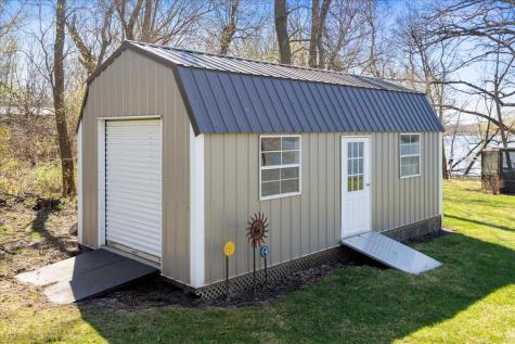 1642 Scenic Hideaway Lane NE Elysian MN 56028