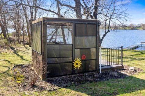 1642 Scenic Hideaway Lane NE Elysian MN 56028