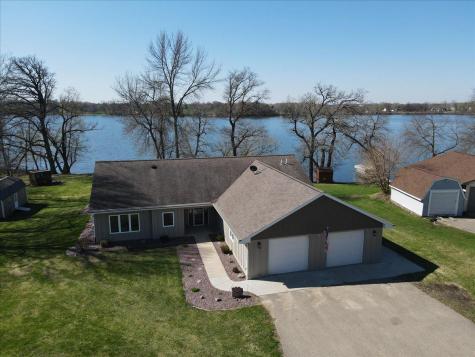 1642 Scenic Hideaway Lane NE Elysian MN 56028