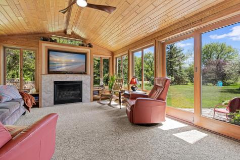 872 Westview Drive Shoreview MN 55126