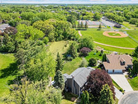 872 Westview Drive Shoreview MN 55126
