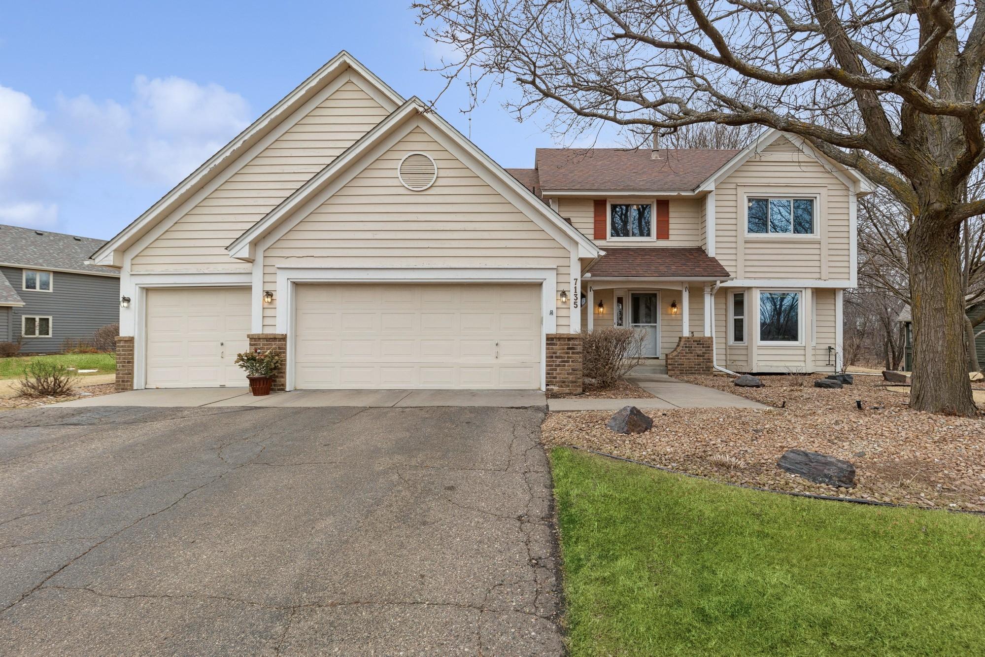 7135 Upper 136th Street W Apple Valley MN 55124