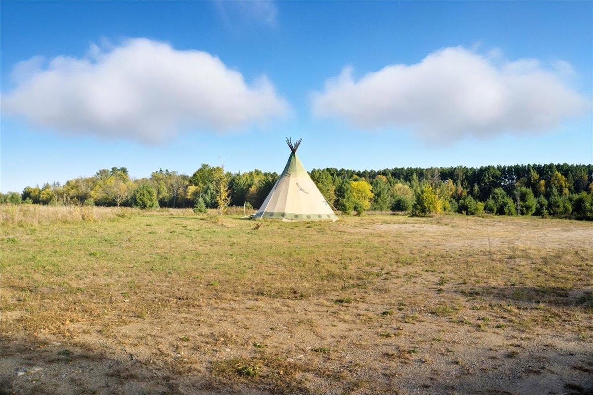 185 Crow Wing Lake Drive NE Akeley MN 56433