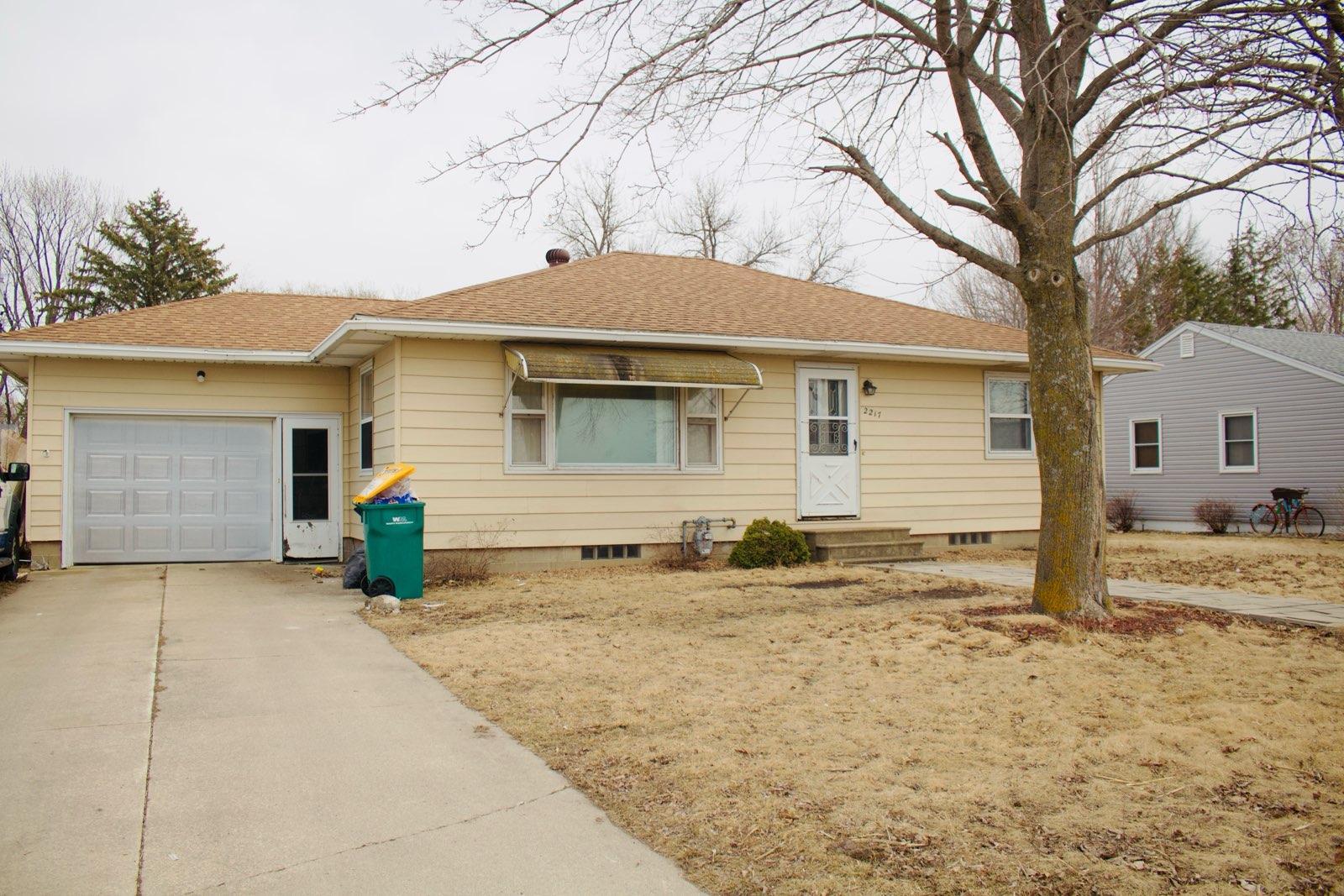 2217 Margaretha Avenue Albert Lea MN 56007