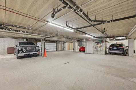 385 7th Avenue S Fargo ND 58103