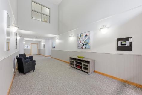 385 7th Avenue S Fargo ND 58103