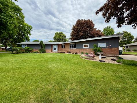 306 S Fairview Drive Luverne MN 56156