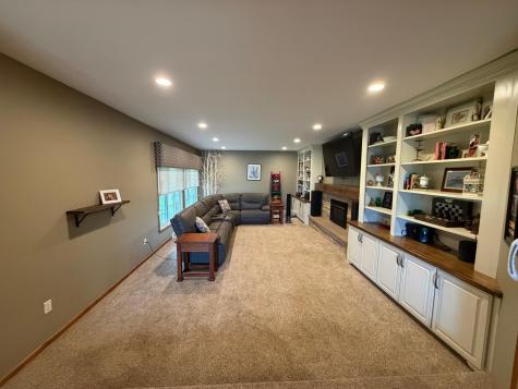 306 S Fairview Drive Luverne MN 56156