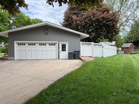 306 S Fairview Drive Luverne MN 56156