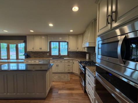 306 S Fairview Drive Luverne MN 56156