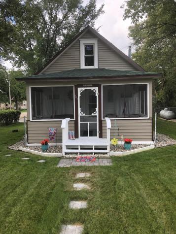 405 Hoff Avenue Vining MN 56588
