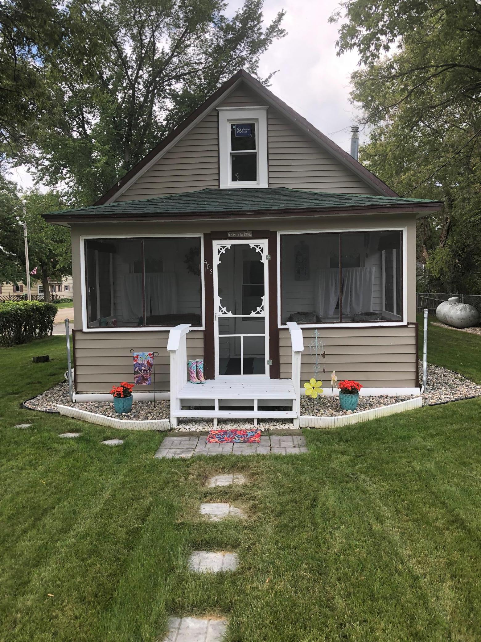405 Hoff Avenue Vining MN 56588