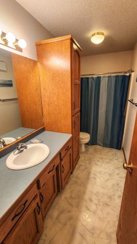4041 S Rivershore Drive Moorhead MN 56560