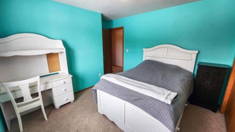 4041 S Rivershore Drive Moorhead MN 56560