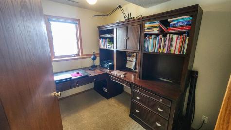 4041 S Rivershore Drive Moorhead MN 56560