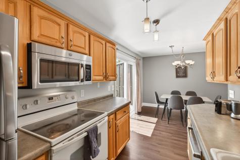 1473 Goodwin Avenue N Oakdale MN 55128