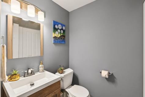 1473 Goodwin Avenue N Oakdale MN 55128