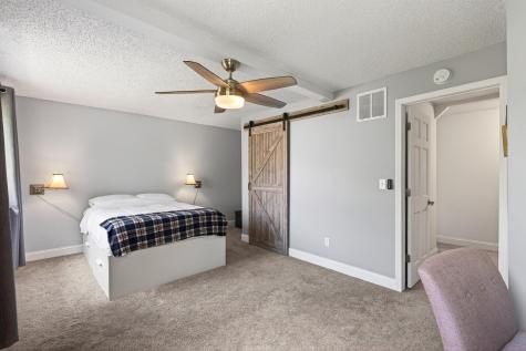 1473 Goodwin Avenue N Oakdale MN 55128
