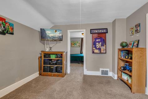 718 5th Avenue SE Saint Cloud MN 56304