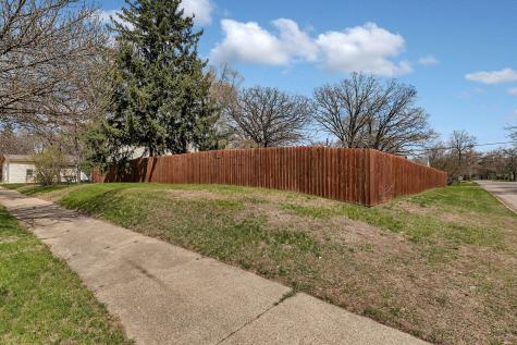 718 5th Avenue SE Saint Cloud MN 56304