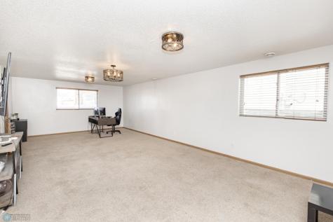 414 18th Street N Moorhead MN 56560