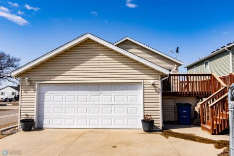 414 18th Street N Moorhead MN 56560