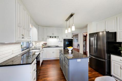 10395 Fawns Way Eden Prairie MN 55347