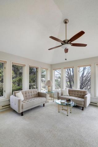 10395 Fawns Way Eden Prairie MN 55347