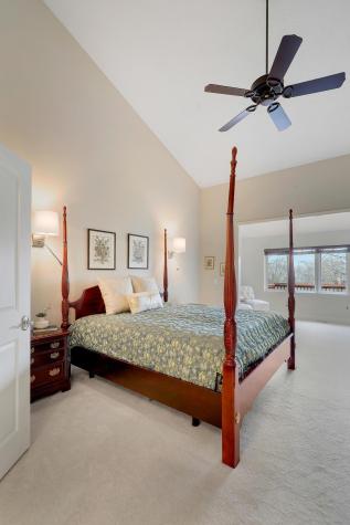 10395 Fawns Way Eden Prairie MN 55347