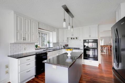 10395 Fawns Way Eden Prairie MN 55347