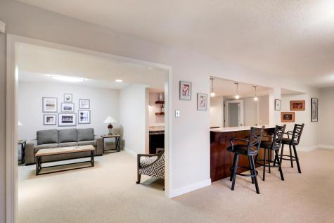 10395 Fawns Way Eden Prairie MN 55347