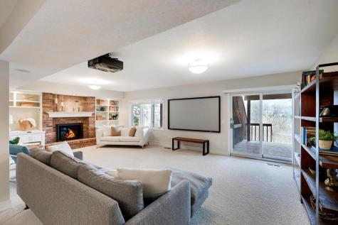 10395 Fawns Way Eden Prairie MN 55347