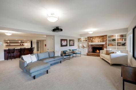 10395 Fawns Way Eden Prairie MN 55347