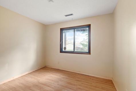 13573 Everton Avenue Apple Valley MN 55124