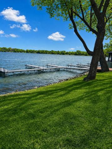 2405 S Le Homme Dieu Drive NE Alexandria MN 56308
