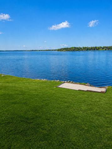 2405 S Le Homme Dieu Drive NE Alexandria MN 56308