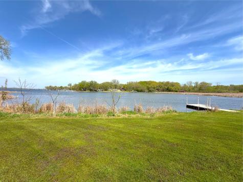 6938 Ingram Avenue NW Maple Lake MN 55358