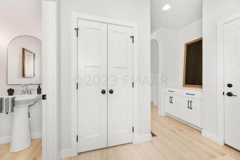 2836 Rivers Bend Drive E West Fargo ND 58078