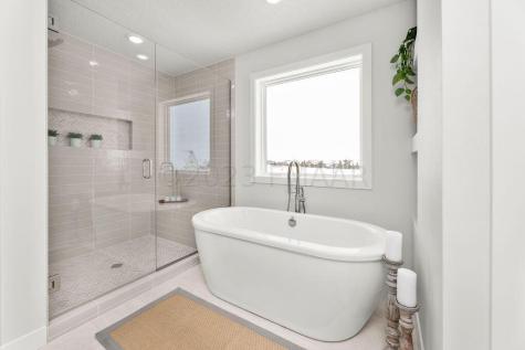 2836 Rivers Bend Drive E West Fargo ND 58078