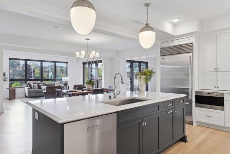222 Ferndale Road S Wayzata MN 55391