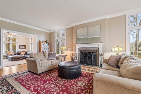 51 W Sarnia Street Winona MN 55987