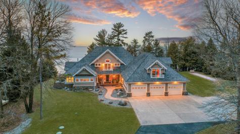 1242 Maple Leaf Trail NW Walker MN 56484